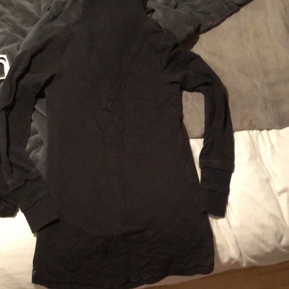 - Lululemon gratitude wrap black - Picture 2 of 2
